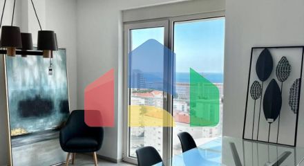 Продается светлая новая квартира в ЖК Fablife с панорамным видом на море, горы и Бечичи.