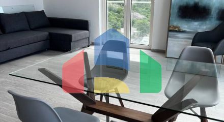 Продается светлая новая квартира в ЖК Fablife с панорамным видом на море, горы и Бечичи.