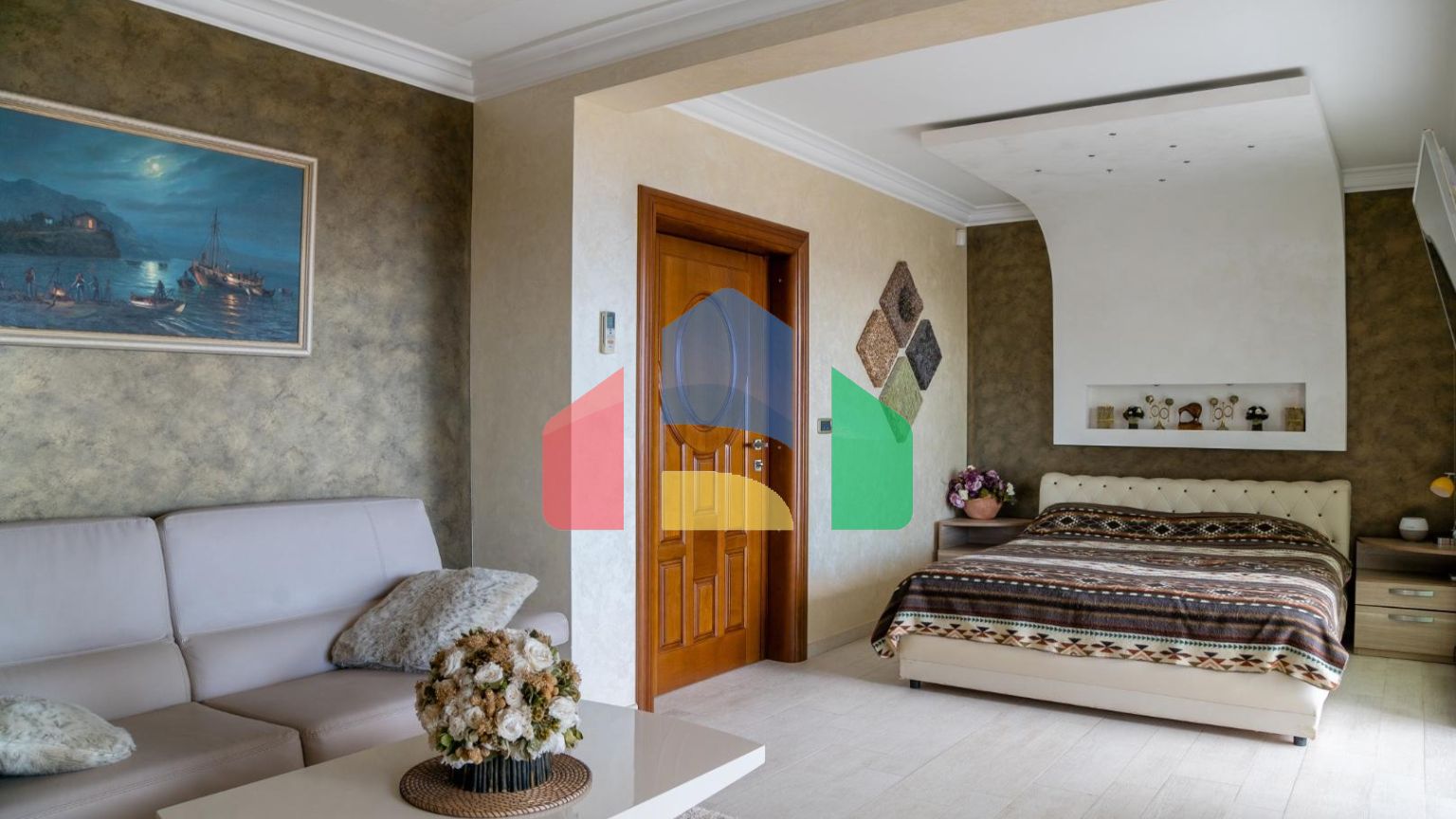 Уникальный жилой комплекс в поселке Ивановичи (Бечичи).