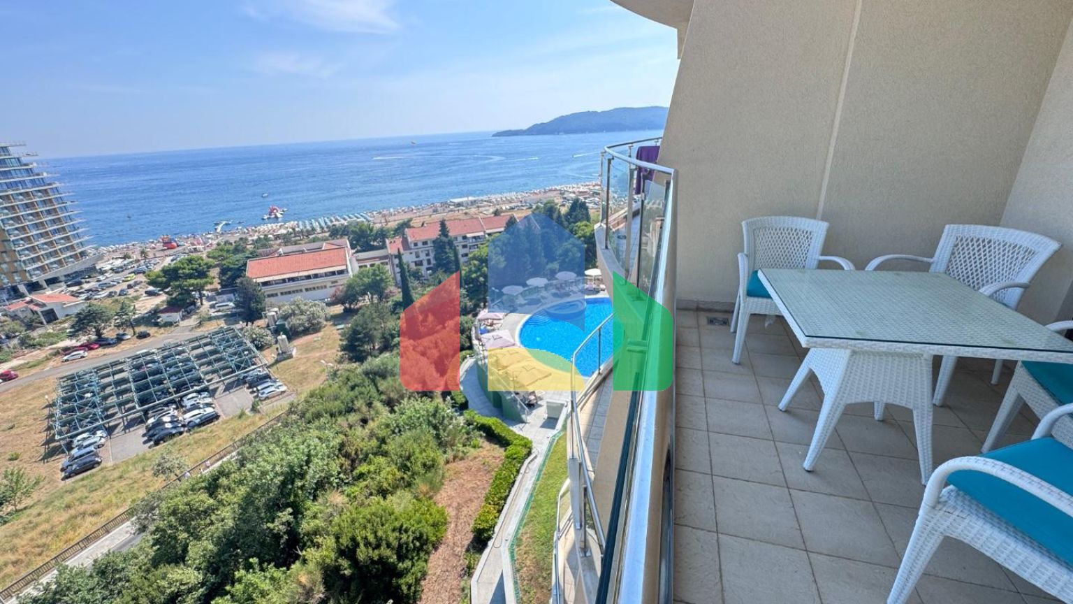 Квартира с 2 спальнями и панорамным видом на море и горы в Бечичи, новый комплекс с бассейном