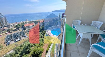 Квартира с 2 спальнями и панорамным видом на море и горы в Бечичи, новый комплекс с бассейном
