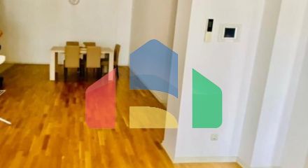 Квартира с 2 спальнями и видом на море в комплексе «Гармония», Бечичи