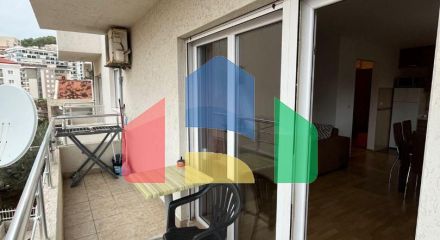 Two bedroom apartment with two balconies in Becici