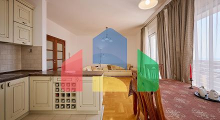 Two bedroom apartment with a gorgeous view of the sea and mountains