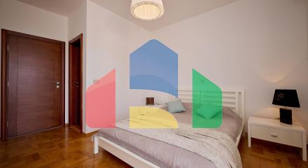 Квартира с двумя спальнями, с шикарным видом на море и горы