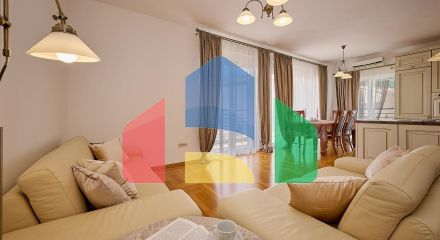 Квартира с двумя спальнями, с шикарным видом на море и горы