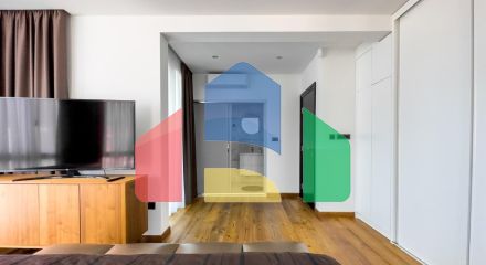 Продаётся роскошный двухэтажный пентхаус с бассейном и панорамным видом на море!