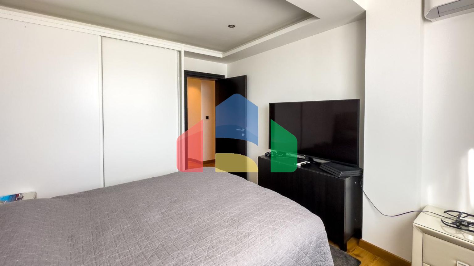 Продаётся роскошный двухэтажный пентхаус с бассейном и панорамным видом на море!