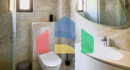 Продаётся роскошный двухэтажный пентхаус с бассейном и панорамным видом на море!