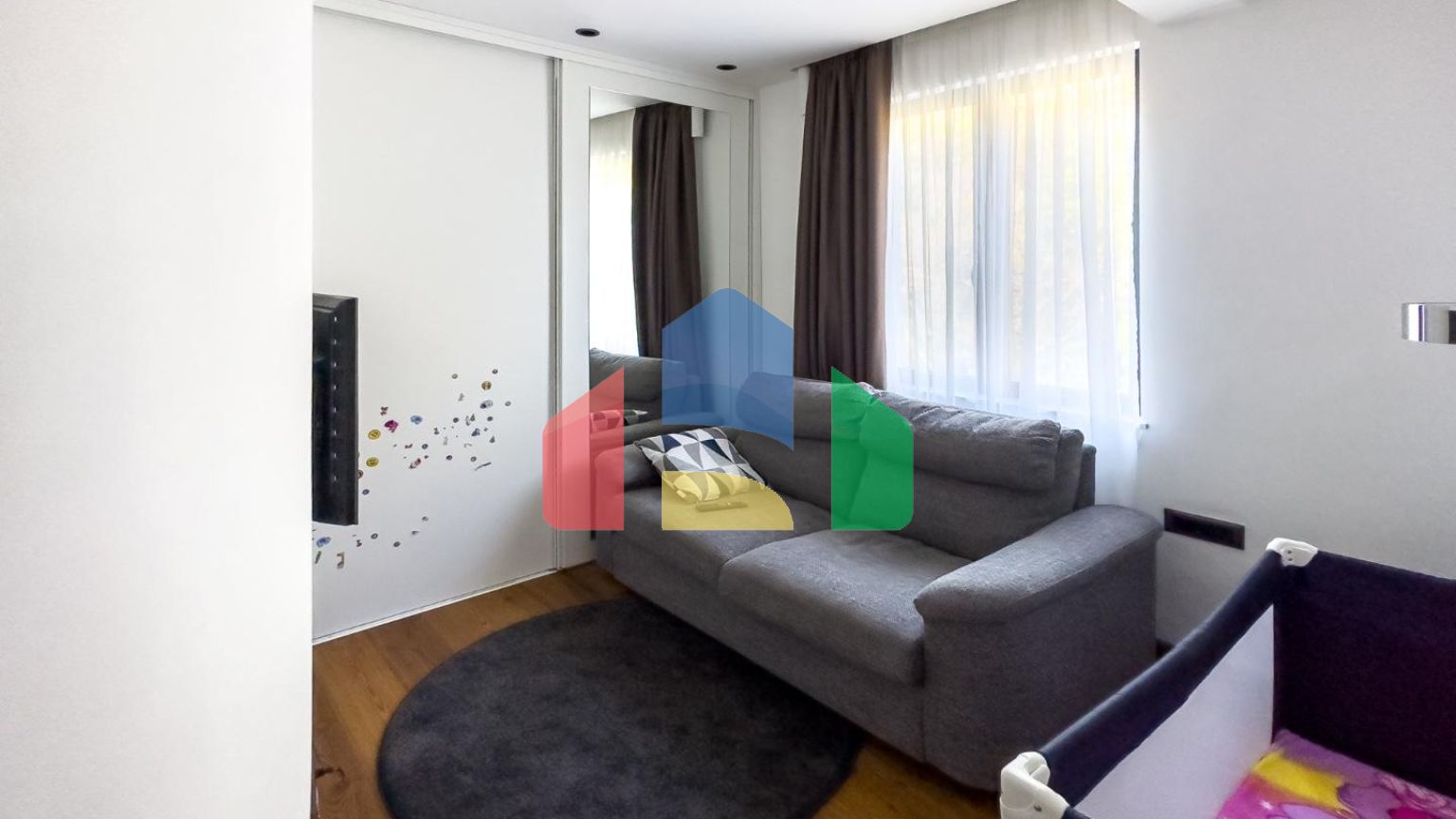 Продаётся роскошный двухэтажный пентхаус с бассейном и панорамным видом на море!