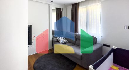 Продаётся роскошный двухэтажный пентхаус с бассейном и панорамным видом на море!