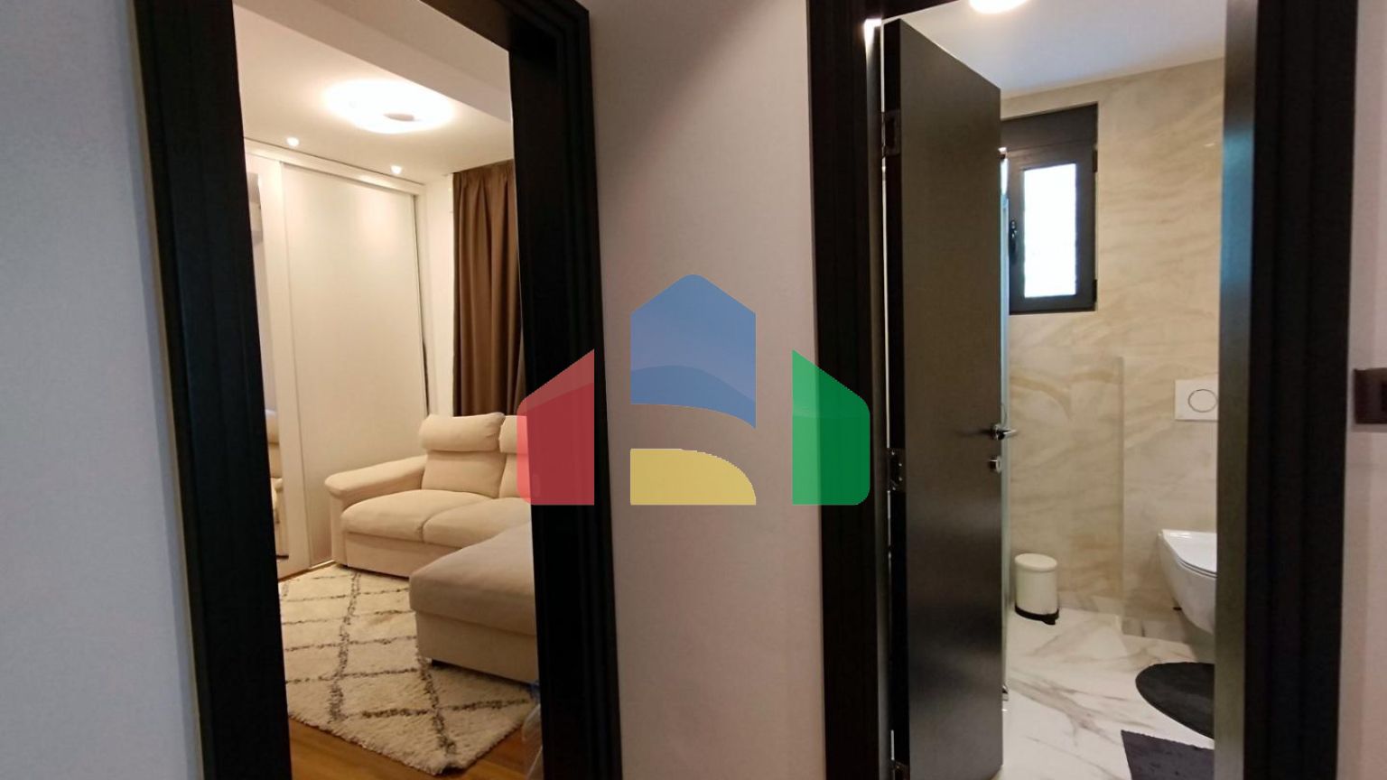 Продаётся роскошный двухэтажный пентхаус с бассейном и панорамным видом на море!