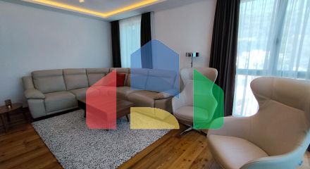 Продаётся роскошный двухэтажный пентхаус с бассейном и панорамным видом на море!