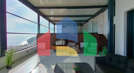 Продаётся роскошный двухэтажный пентхаус с бассейном и панорамным видом на море!