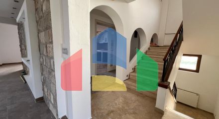 Продается трехэтажный дом с подземным гаражом, 430 000 €