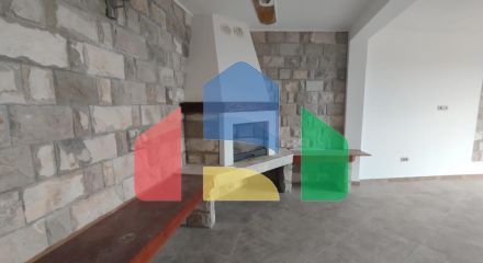 Продается трехэтажный дом с подземным гаражом, 430 000 €