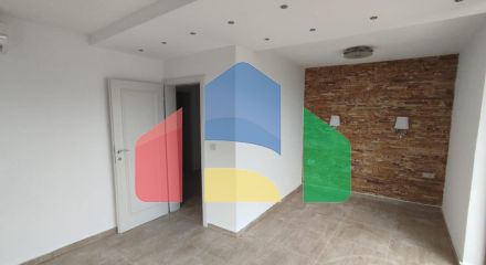 Продается трехэтажный дом с подземным гаражом, 430 000 €