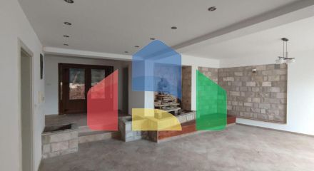 Продается трехэтажный дом с подземным гаражом, 430 000 €