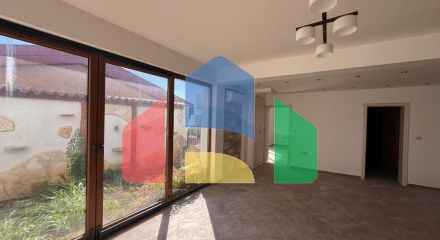 Продается трехэтажный дом с подземным гаражом, 430 000 €