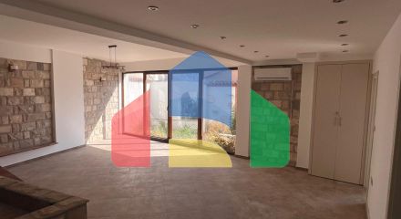 Продается трехэтажный дом с подземным гаражом, 430 000 €