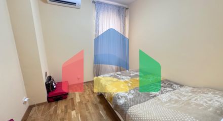 Квартира с 2 спальнями с панорамным видом на море и горы в новом комплексе с бассейном в Бечичи.