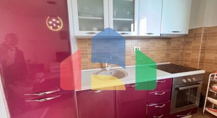 Квартира с 1 спальней с панорамным видом на море и горы в Бечичи