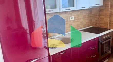 Квартира с 1 спальней с панорамным видом на море и горы в Бечичи