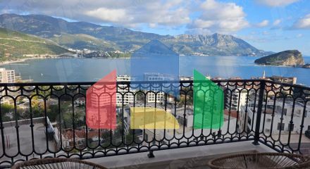 Beautiful 2 bedroom apartment with mountain and sea views in Becici.