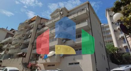 Квартира с панорамным видом на море в Бечичи