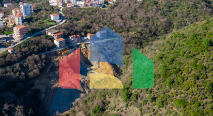 Современные апартаменты с рабочими зонами и видом на море — для жизни и удалённой работы