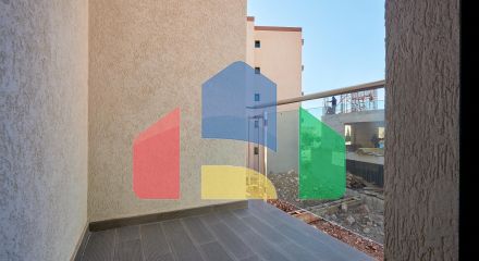 Срочно! квартира с 2 спальнями и видом на море в Бечичи Срочно! квартира с 2 спальнями и видом на море в Бечичи