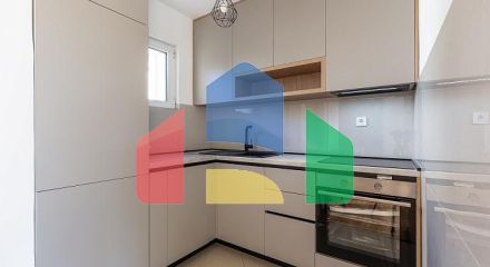 Просторная квартира 64 м² с видом на море в Бечичи