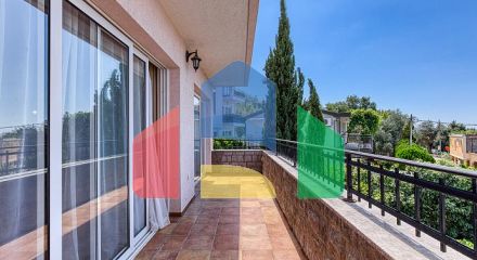 Вилла с видом на море в Бечичах