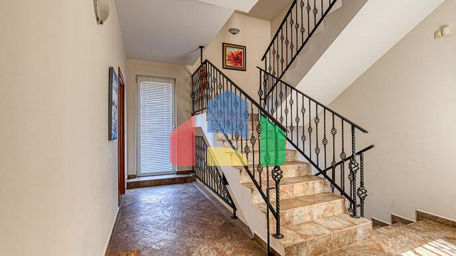 Вилла с видом на море в Бечичах