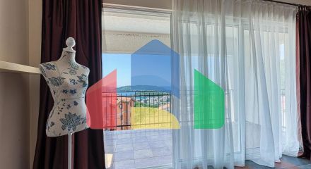 Вилла с видом на море в Бечичах