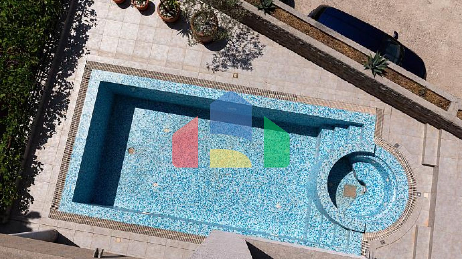 Вилла с видом на море в Бечичах