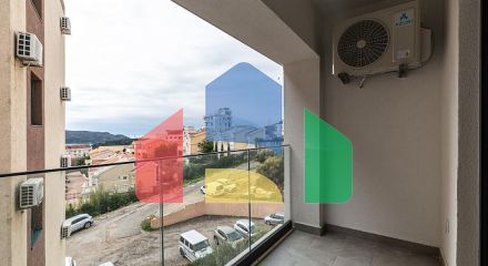 Просторная квартира 64 м² в Бечичи с видом на море