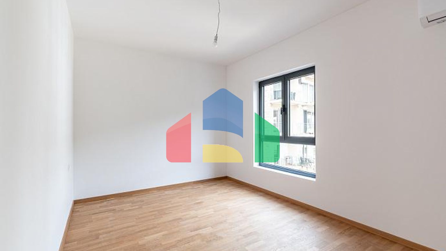 Просторная квартира 64 м² в Бечичи с видом на море