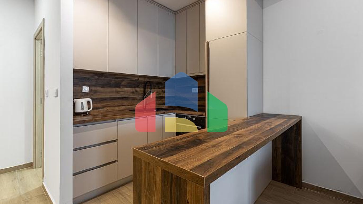 Однокомнатная квартира в Бечичах – полностью меблирована!