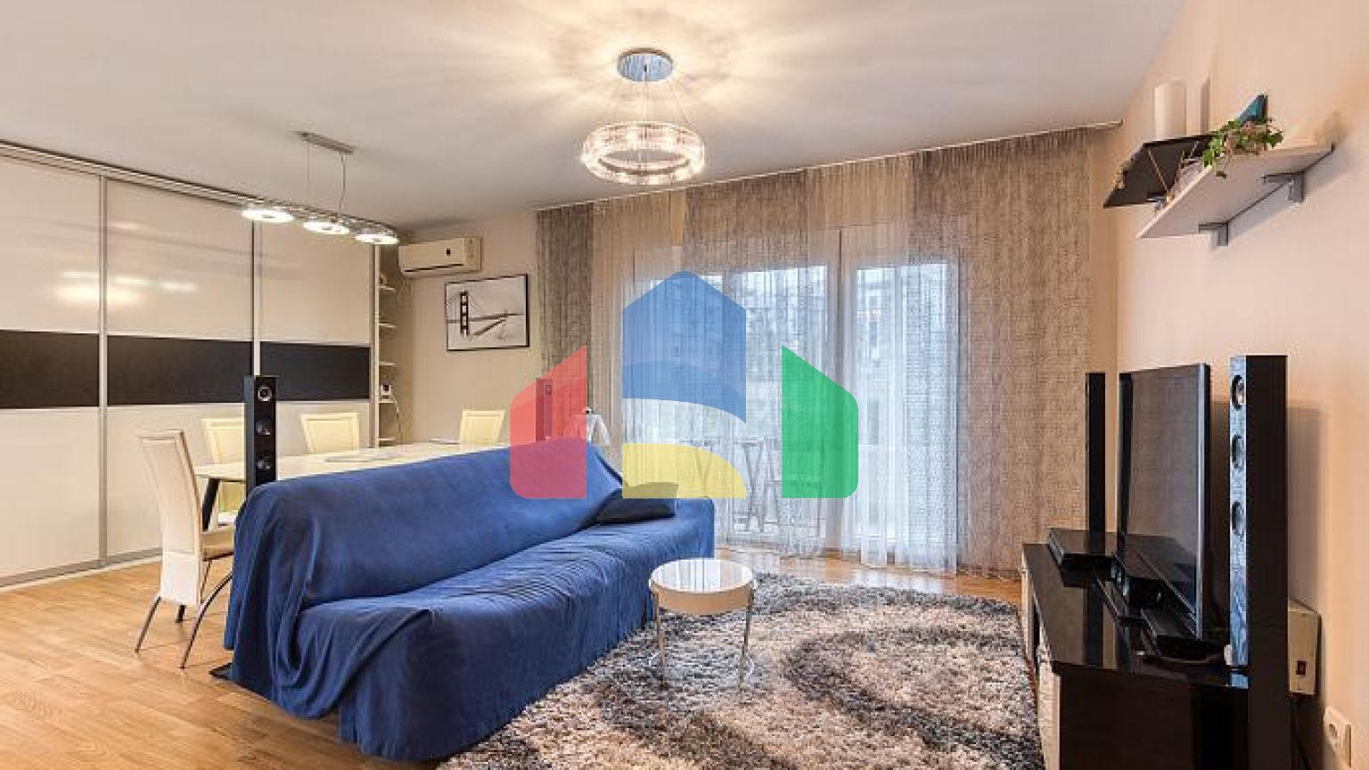 Квартира с 2 спальнями в Бечичи