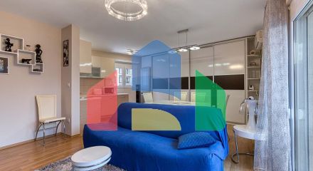 Квартира с 2 спальнями в Бечичи