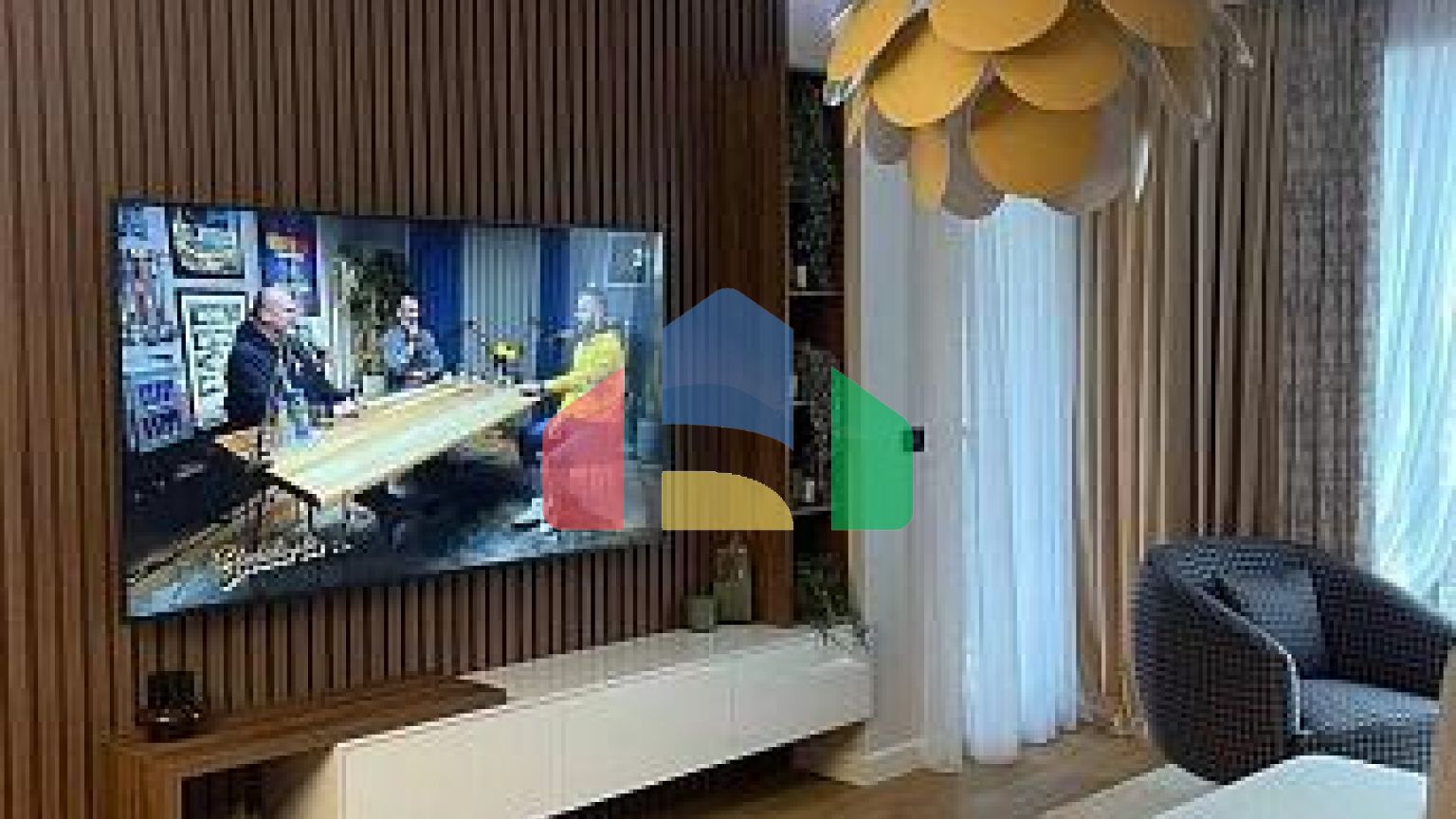 Квартира с 3 спальнями и видом на море в Бечичи — новый дом, гараж