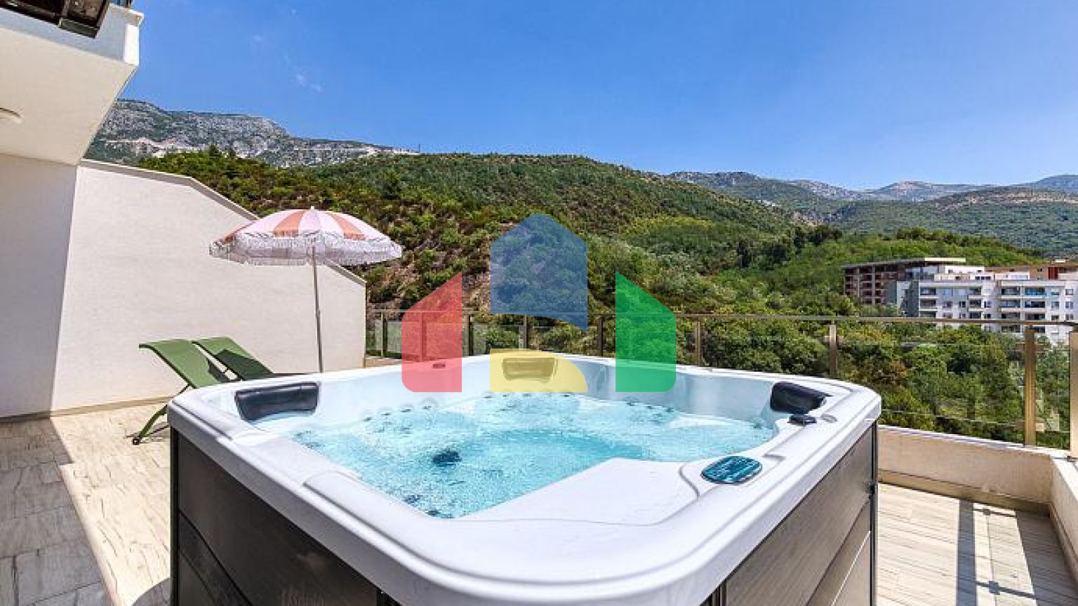 Роскошная квартира в Бечичах – комфорт и престиж