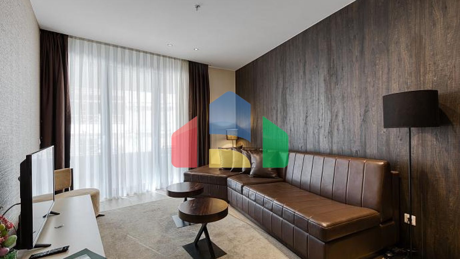 Продаётся роскошно оборудованная квартира в Бечичах — возможность, которую нельзя упустить.