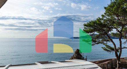 Продаётся роскошно оборудованная квартира в Бечичах — возможность, которую нельзя упустить.