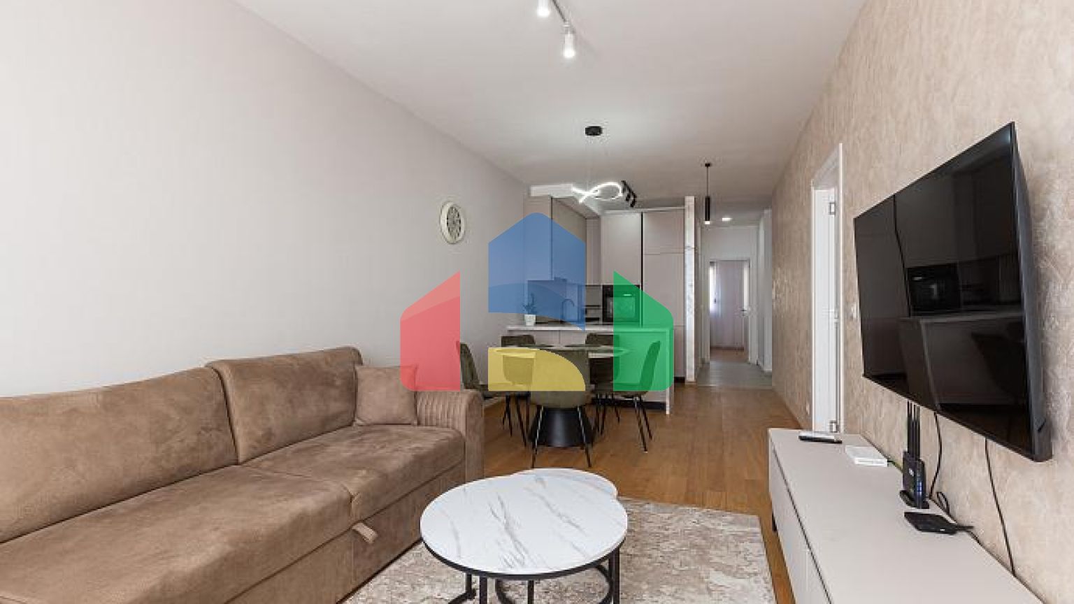 Квартира с 2 спальнями в Бечичи