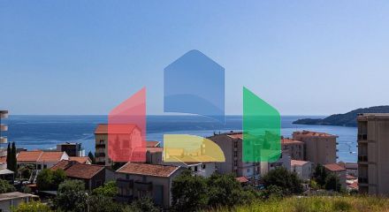 Квартира с 2 спальнями в Бечичи