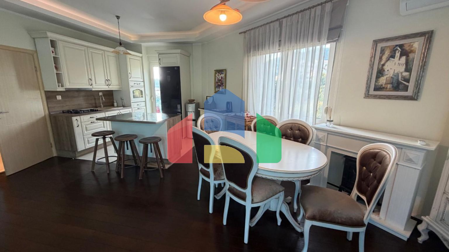 Квартира с двумя спальни в Бечичи