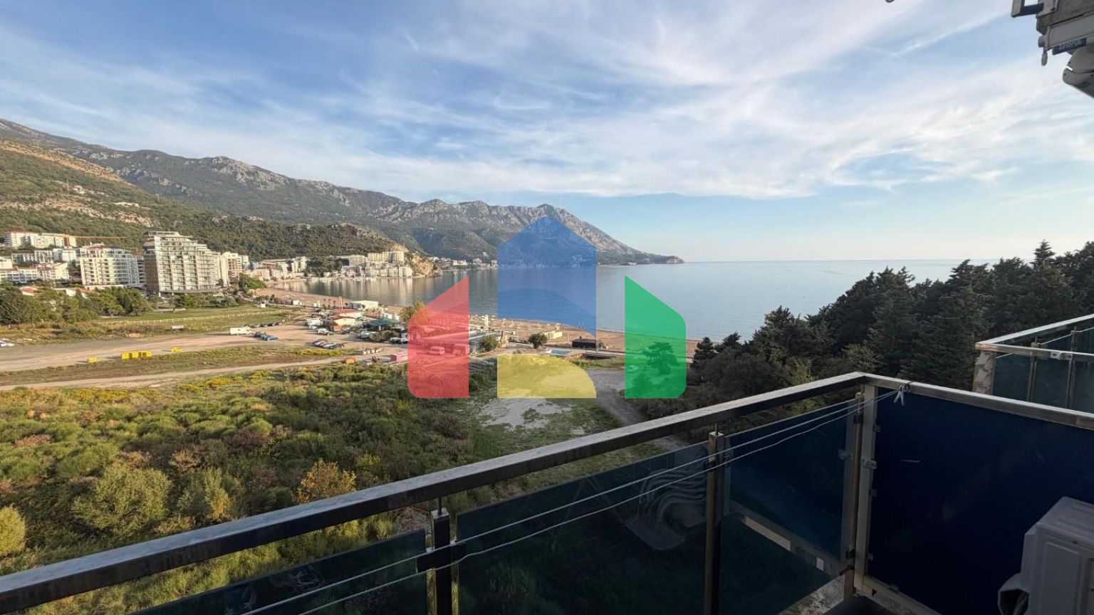 Квартира с двумя спальни в Бечичи