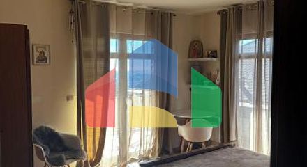 Прекрасный четырехэтажный дом с захватывающим видом на море в Бечичи